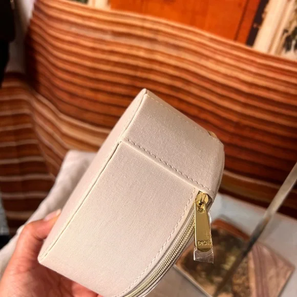 NWOT Dior Original Vanity case, a luxury item from French  Christian Dior - Picture 7 of 11